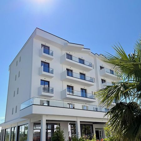Hotel Imperial Spille Exterior photo